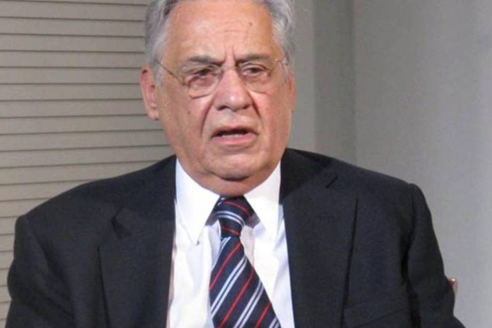 FHC confessa que decretou sigilo sem saber