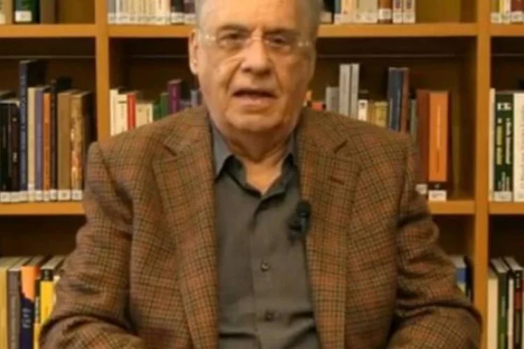 FHC fala sobre mensalão em um vídeo no site Observador Político (Reprodução/Observador Político)