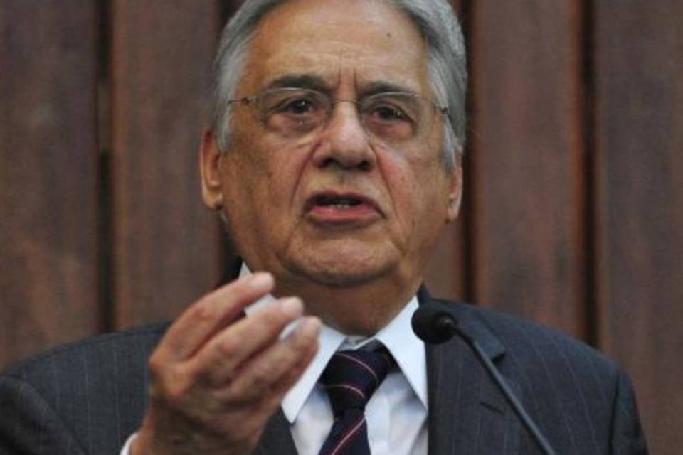 PSDB precisa de discurso convincente, diz FHC