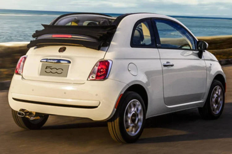 
	Fiat 500: estrat&eacute;gia que teve um in&iacute;cio promissor come&ccedil;ou a enfrentar obst&aacute;culos que inclu&iacute;ram uma crise econ&ocirc;mica
 (Divulgação/Fiat)