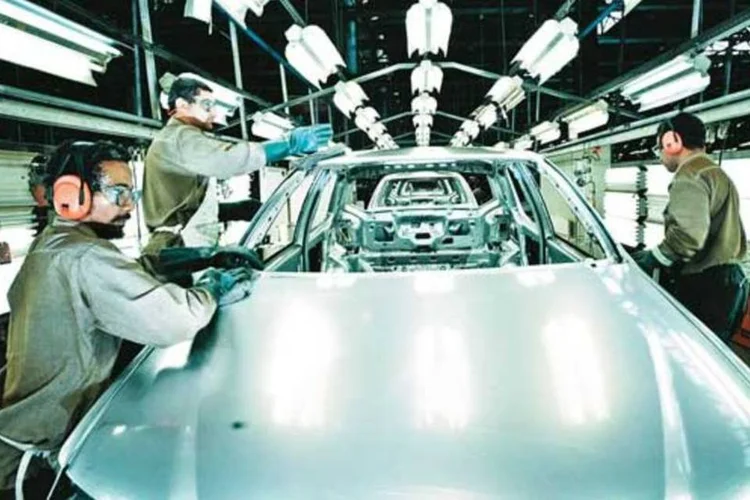 
	F&aacute;brica da Fiat em Betim (MG): empresa disse que objetivo &eacute; ajustar produ&ccedil;&atilde;o &agrave; demanda do mercado
 (Germano Lüders/EXAME.com)