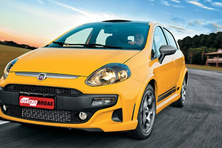 
	Fiat Punto T-Jet 2012: modelo seminovo vers&atilde;o Turbo sai de 52.865 reais a 53.922 reais&nbsp;
 (MARCO DE BARI)