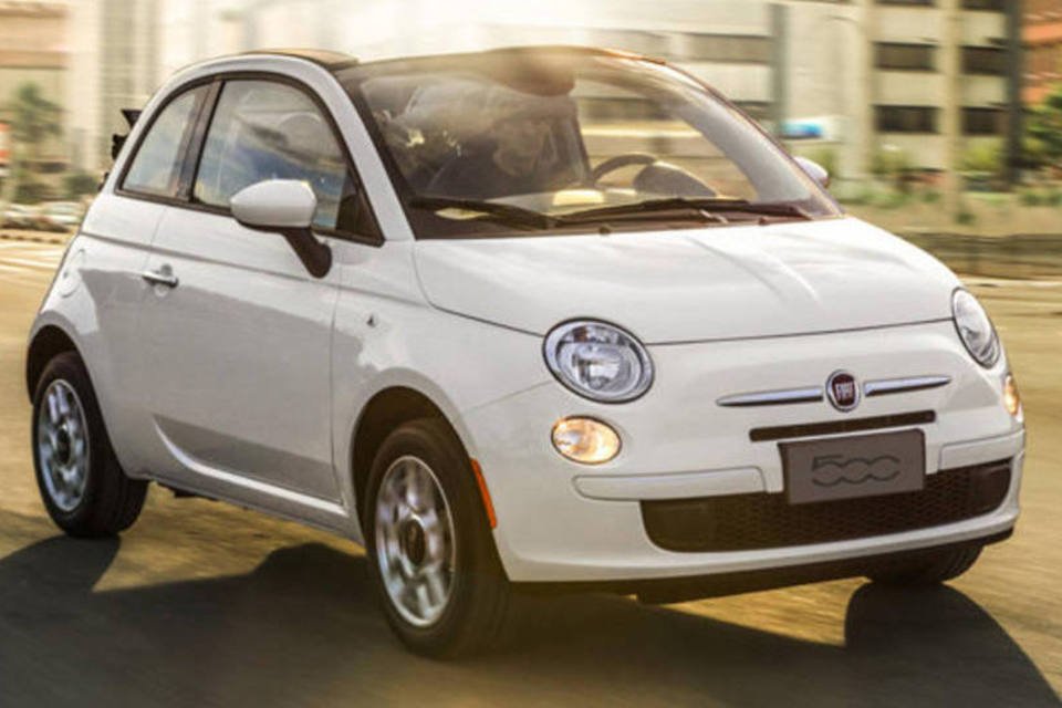 Fiat 500 fica mais caro na linha 2015