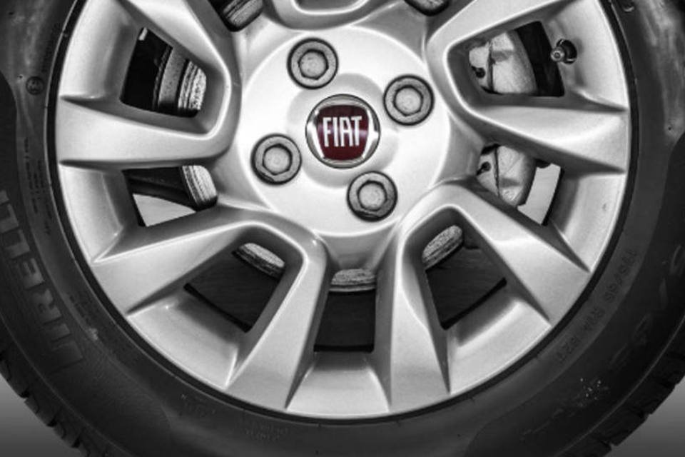Fiat buscará listagem só se fusão com Chrysler der certo