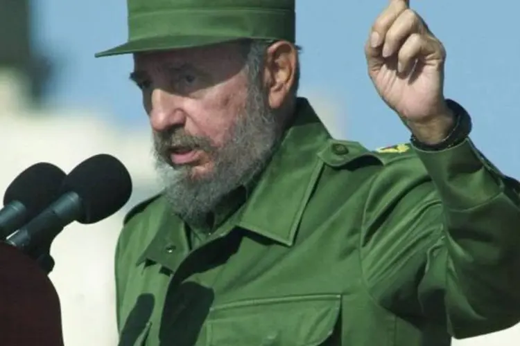 
	Fidel Castro&nbsp; afastou-se da presid&ecirc;ncia temporariamente em 2006, por causa de uma doen&ccedil;a n&atilde;o revelada
 (Jorge Rey/Getty Images)