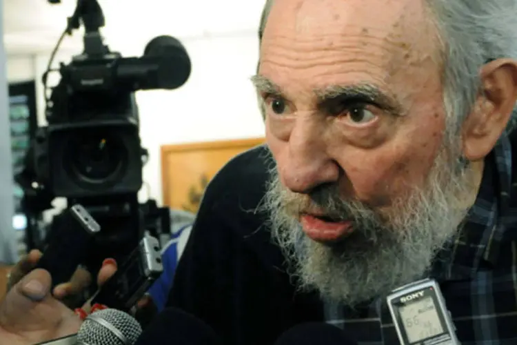 
	Ex-presidente Fidel Castro na elei&ccedil;&atilde;o geral de Cuba: ap&oacute;s vota&ccedil;&atilde;o, ex-l&iacute;der cubano conversou com jornalistas
 (Marcelino Vazquez/AIN Foto/Reuters)