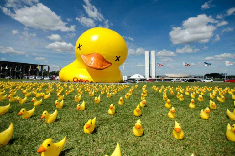 
	Manifesta&ccedil;&atilde;o da Fiesp no Congresso contra aumento de impostos
 (Marcelo Camargo/Agência Brasil)