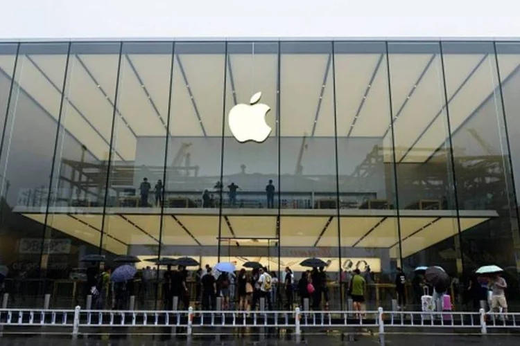 
	iPhone 7: o frenesi gerado pelos dois novos modelos foi o mesmo de lan&ccedil;amentos de modelos anteriores, mas o n&uacute;mero insuficiente de aparelhos gerou frustra&ccedil;&atilde;o
 (Getty Images)