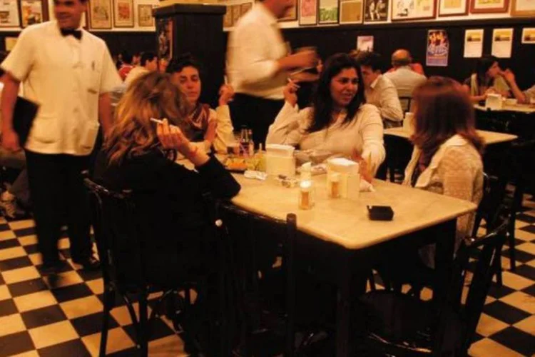 Bar Filial, em São Paulo, testemunhou a criação do negócio de Daniel Avizu e Helio Freitas (Bia Parreiras/Viajem e Turismo)