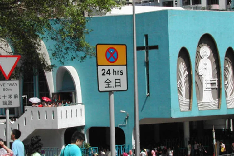 As Filipinas, com uma população de 90 milhões de habitantes, têm outros 10 milhões no exterior, cujas remessas de dinheiro enviadas as suas famílias representam 15% do PIB (Mcyjerry/Wikimedia Commons)