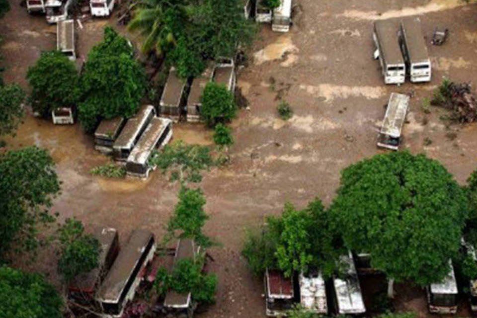 Filipinas prepara enterros coletivos de vítimas de inundações