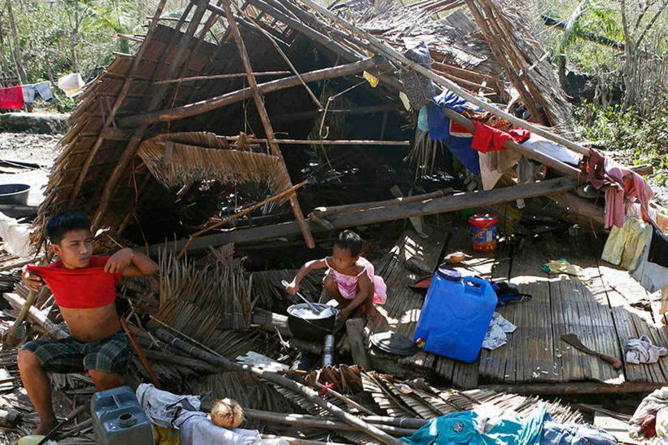 Passagem do Hagupit deixa 21 mortos nas Filipinas