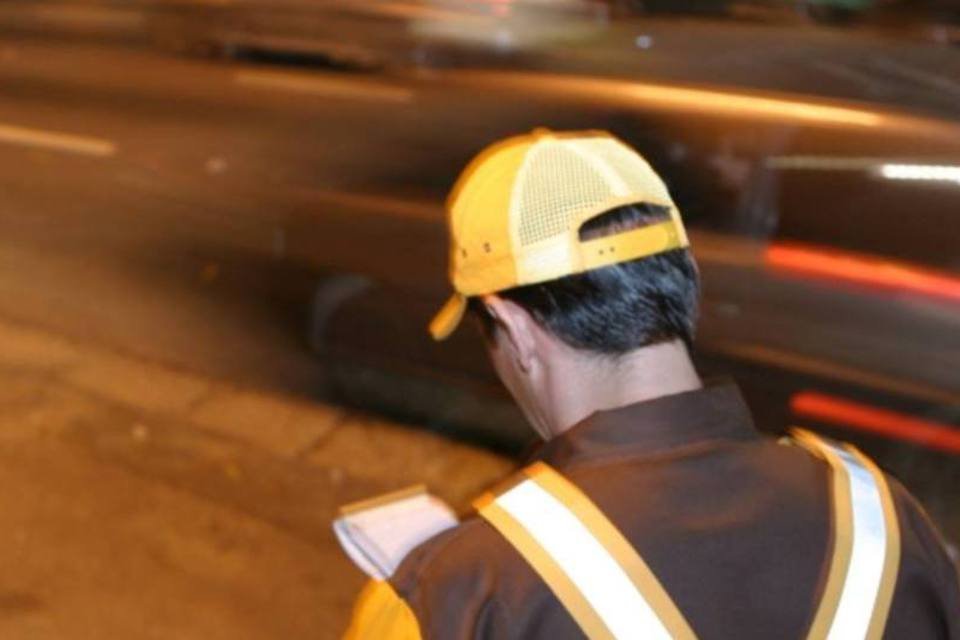 Vereadores de SP usam carros com placa ilegal