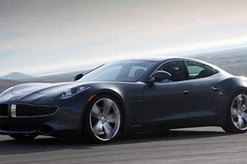 Fisker Karma continua com produção interrompida