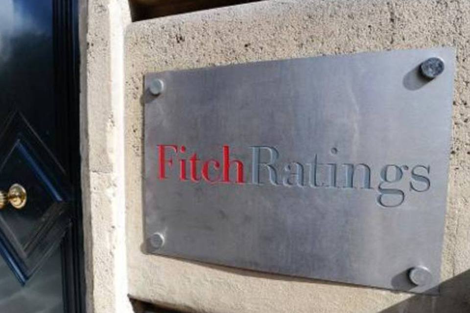 Brasil está pior do que países com mesmo rating, diz Fitch