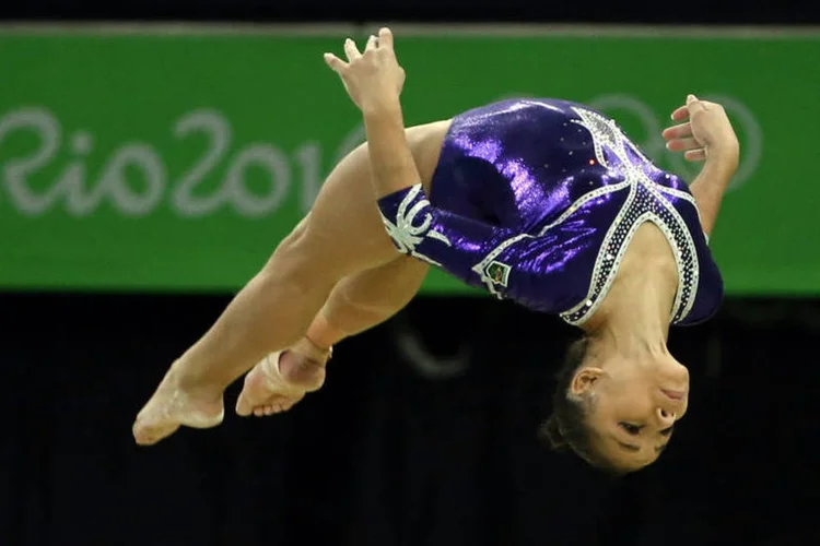 
	Fl&aacute;via Saraiva: quem se sagrou campe&atilde; ol&iacute;mpica foi a holandesa Sanne Wevers, com 15.466 pontos
 (Marko Djurica / Reuters)