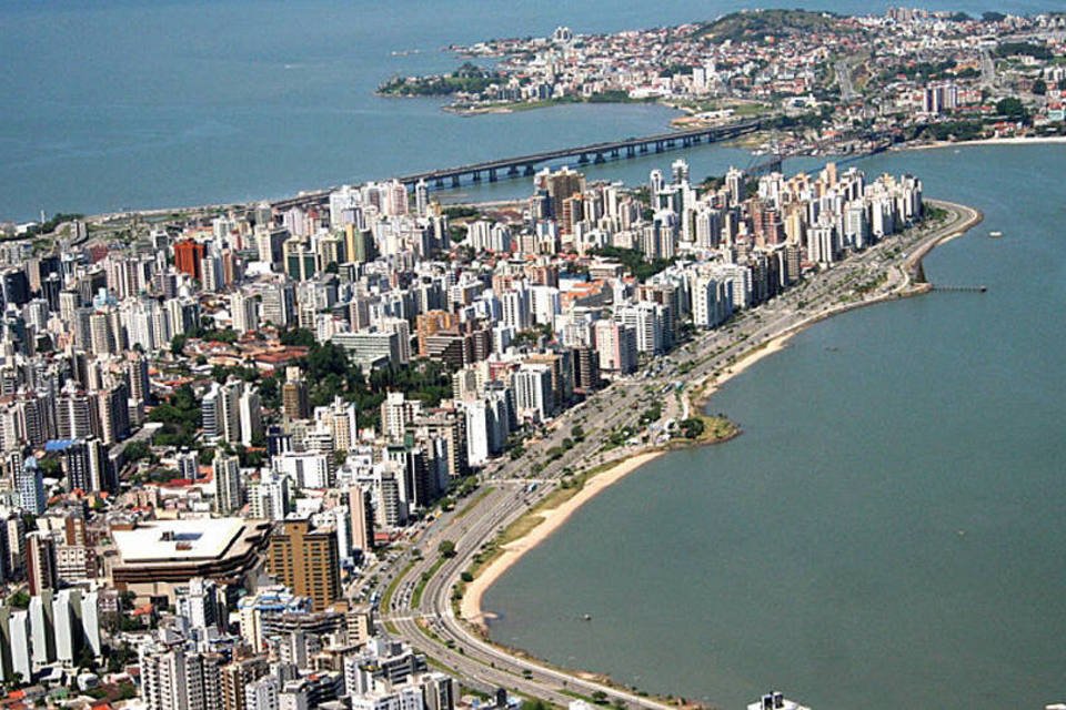 Região central de Florianópolis (SC): prefeitura fez parceria com a iniciativa privada para explorar potencial turístico na orla da cidade (Prefeitura de Florianópolis/Divulgação)