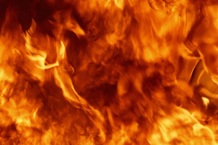 Fogo: todas as vítimas morreram calcinadas (sbayram/Thinkstock)