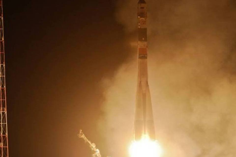 China lançará voo espacial tripulado em junho