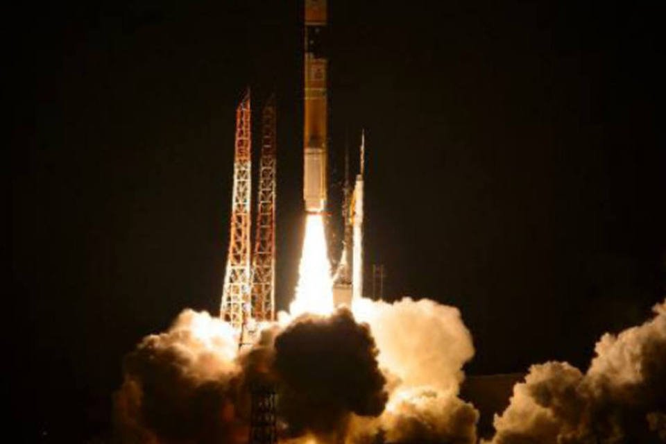 Foguete japonês coloca satélite meteorológico GPM em órbita
