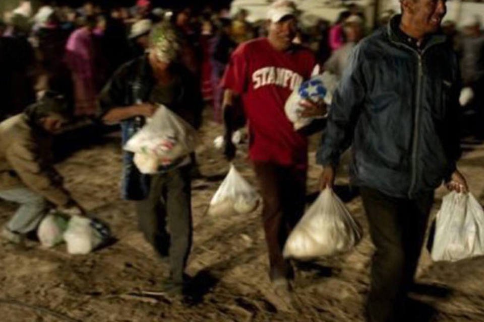 Caravana de camponeses contra fome chega à capital mexicana