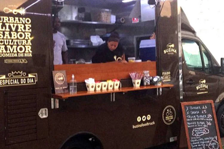
	Food truck Buzina Brasil: lei prev&ecirc; a venda em apenas tr&ecirc;s tipos de equipamentos: os chamados &quot;food trucks&quot;, os carrinhos ou tabuleiros e barracas desmont&aacute;veis
 (Divulgação/Buzina Brasil)