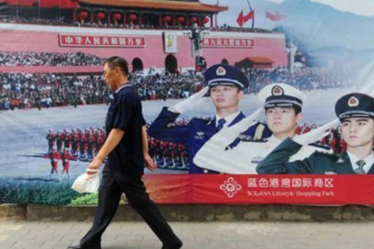 Propaganda das Forças Armadas chinesas: segundo o Japão, a falta de transparência na política de Defesa da China preocupa a região (Frederic J. Brown/AFP)