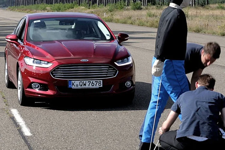 Teste da tecnologia de detecção de pedestres da Ford (Divulgação/Ford)
