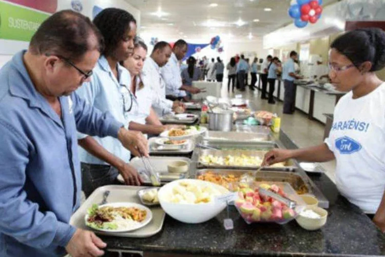 
	Para economistas, alimenta&ccedil;&atilde;o foi o grupo respons&aacute;vel pela queda da proje&ccedil;&atilde;o na infla&ccedil;&atilde;o
 (Divulgação/Ford)