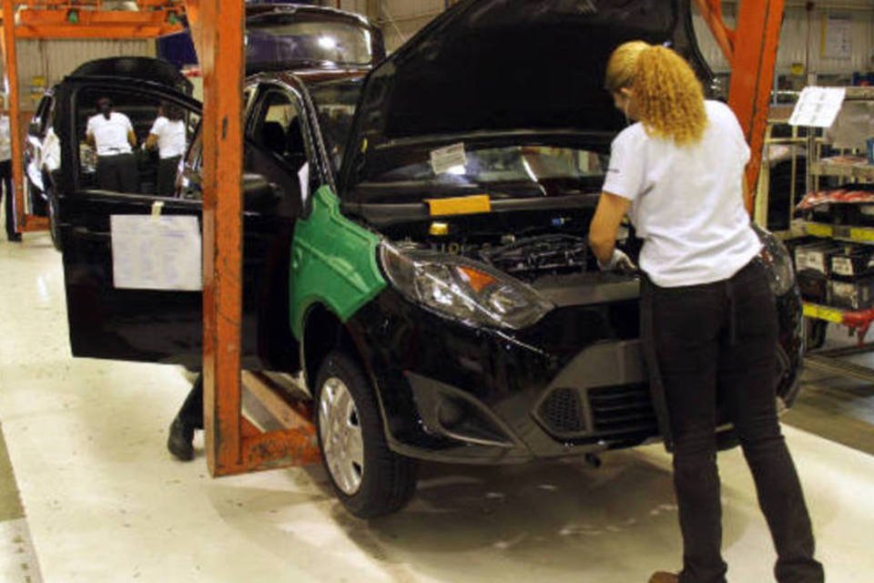 Ford vê retomada do setor na América do Sul só em 2016