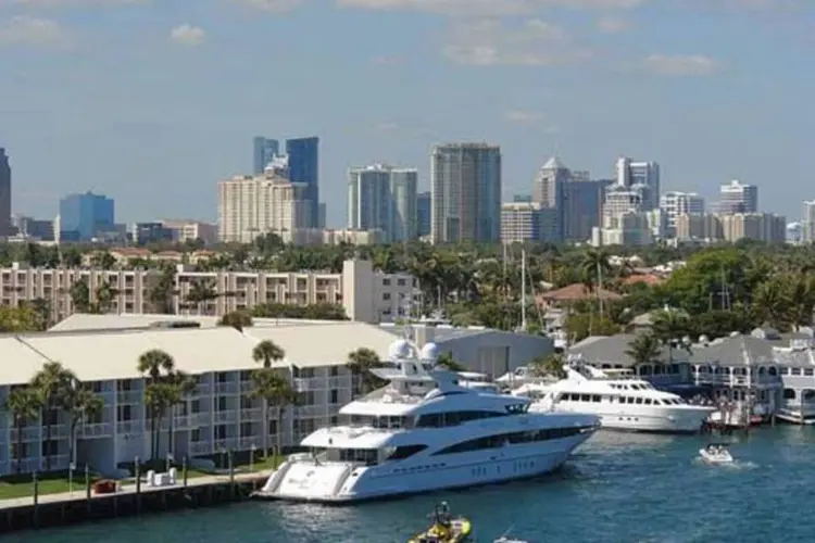 
	Porto de Fort Lauderdale, Florida: imigrantes foram salvos depois que os tripulantes do cruzeiro avistaram uma embarca&ccedil;&atilde;o lotada
 (Wikimedia Commons)