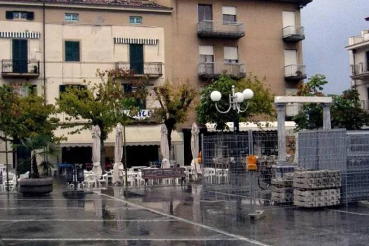 Forte dei Marmi, na Itália: medidas para limitar a propagação de restaurantes chineses, 'kebabs' e 'pubs' britânicos, entre outros estabelecimentos (Wikimedia Commons)