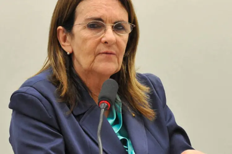 
	Gra&ccedil;a Foster: ela destacou a responsabilidade da Petrobras como operadora e disse que a rentabilidade no campo de Libra &eacute; fundamental para que o cons&oacute;rcio possa avan&ccedil;ar
 (Antonio Cruz/ABr)