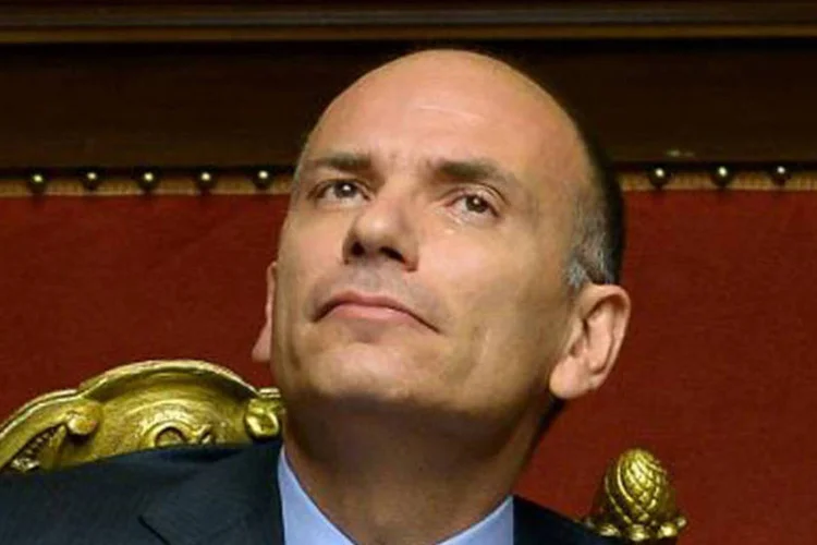 Enrico Letta, chefe do governo italiano: "Vergonha!", "Assassinos", gritaram os moradores de Lampedusa (Filippo Monteforte/AFP)