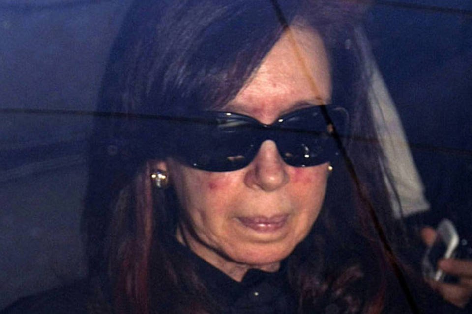 Operação de Cristina Kirchner no cérebro é concluída