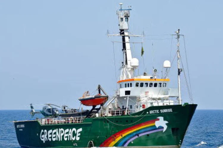 Navio "Arctic Sunrise": a Rússia deve pagar 1,7 milhão de euros pelos danos causados à embarcação (foto/Getty Images)