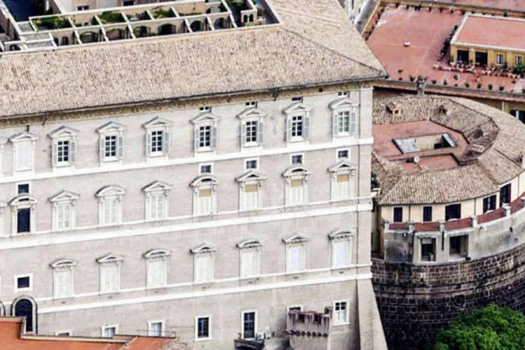 
	Banco do Vaticano: Scarano est&aacute; sendo julgado pela acusa&ccedil;&atilde;o de conspirar para enviar cerca de 20 milh&otilde;es de euros da Su&iacute;&ccedil;a para ricos amigos do ramo de estaleiros em Salerno
 (Vatican Bank/Stringer/Files/REuters)