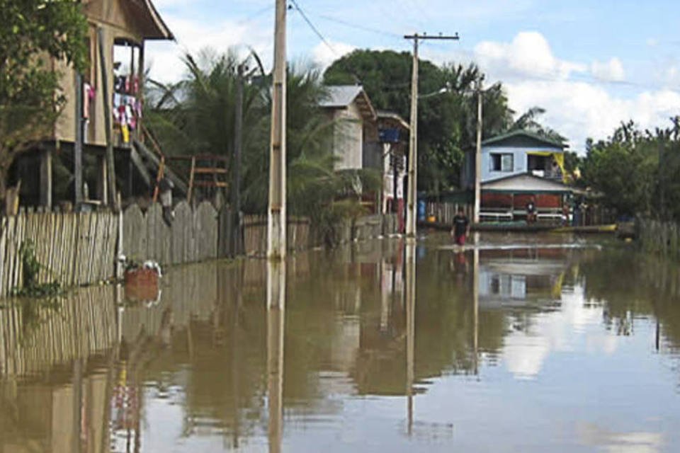 77 mil famílias são afetadas por chuvas no Amazonas
