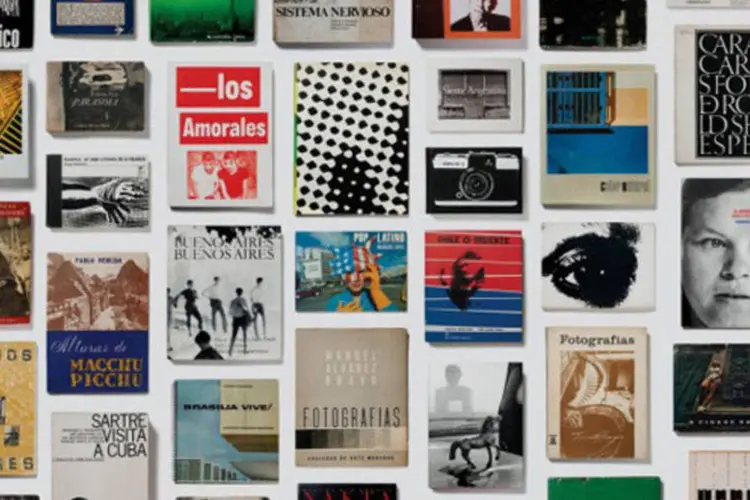 Exposição 'Foto/gráfica': o evento reúne cerca de 40 grandes livros de fotografia editados entre 1921 e 2012 (Divulgação/Le Bal)