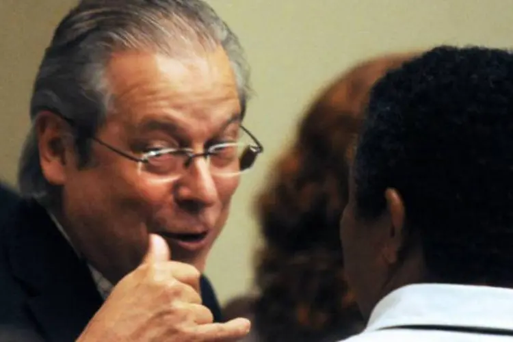 
	Jos&eacute; Dirceu: cumprindo pena em regime semiaberto no pres&iacute;dio da Papuda, em Bras&iacute;lia, o ex-ministro pode conseguir o benef&iacute;cio de ir pra casa nos finais de semana
 (Antonio Cruz/ABr)