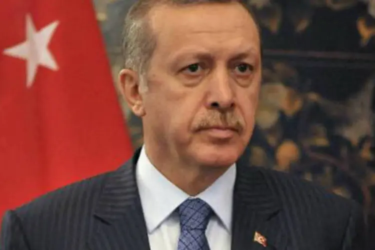 O primeiro-ministro turco, Recep Tayyp Erdogan: Erdogan realizou punições sem precedentes na polícia e tenta controlar a justiça (Mohd Fyrol/AFP)