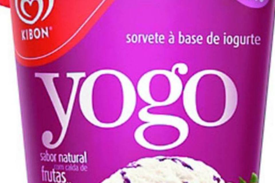 Kibon faz degustação do sorvete Yogo