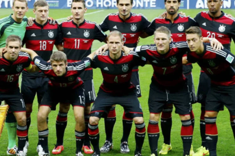 
	Sele&ccedil;&atilde;o alem&atilde;: ser&aacute; preciso trabalho em equipe para pararem craque Lionel Messi
 (Kai Pfaffenbach/Reuters)
