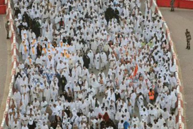 
	Mu&ccedil;ulmanos na cidade sagrada de Meca
 (Fayez Nureldine/AFP)