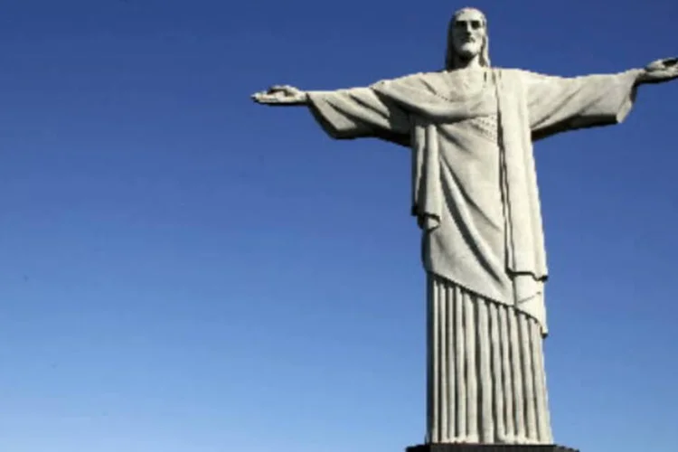 Cristo Redentor: monumento foi atingido por um raio, o que danificou seus dedos (Rich Press/Bloomberg)