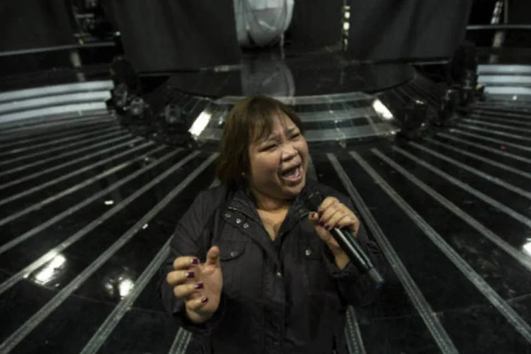 Rose Fostanes, ganhadora do X Factor em Israel: popularidade que conquistou no programa convenceu as autoridades a darem a ela uma oportunidade (Baz Ratner/Files/Reuters)