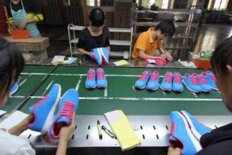 Incêndio em fábrica de sapatos na China mata 16 pessoas