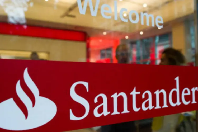 
	Ag&ecirc;ncia do Santander: &nbsp;Santander Consumer disse que havia cerca de 850 bilh&otilde;es de d&oacute;lares em empr&eacute;stimos para autom&oacute;veis e arrendamentos em aberto no pa&iacute;s em 30 de setembro
 (Getty Images)