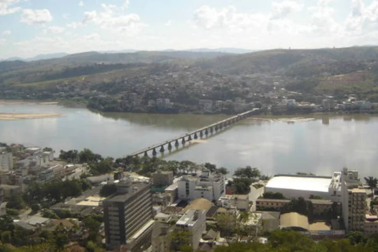 Cidade de Colatina, no Espírito Santo: município decretou estado de emergência (Allandiegobrito/Wikimedia Commons)