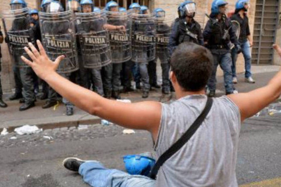 Desemprego na Itália volta a subir em novembro, a 12,7%